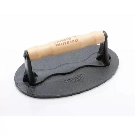 Prensador de Carnes Ferro Fundido Oval Alça de Madeira Panela Mineira 20x12cm 2KG Menor preço em Prensador de Carnes Ferro Fundido Oval Alça de Madeira Panela Mineira 20x12cm 2KG