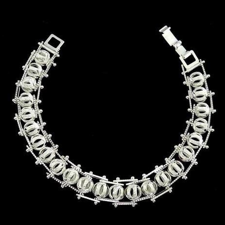 Pulseira Feminina 18cm 1cm Bolinha 6mm Folheada Prata Pl253 - Wnbijouterias Menor preço em Pulseira Feminina 18cm 1cm Bolinha 6mm Folheada Prata Pl253 - Wnbijouterias
