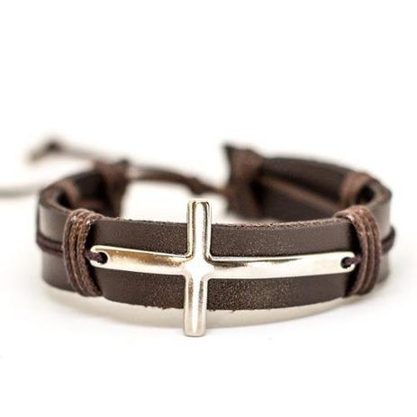 Pulseira Masculina Couro Preto Crucifixo Prata Cruz - Colleshop Menor preço em Pulseira Masculina Couro Preto Crucifixo Prata Cruz - Colleshop