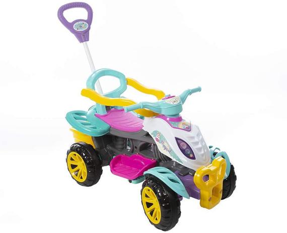 Quadriciclo Infantil a Pedal 3111 - Maral é boa?