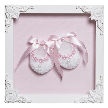 Quadro Com Acrílico Menina Sapatinhos Quarto Bebê Infantil Menina - Potinho de mel Menor preço em Quadro Com Acrílico Menina Sapatinhos Quarto Bebê Infantil Menina - Potinho de mel