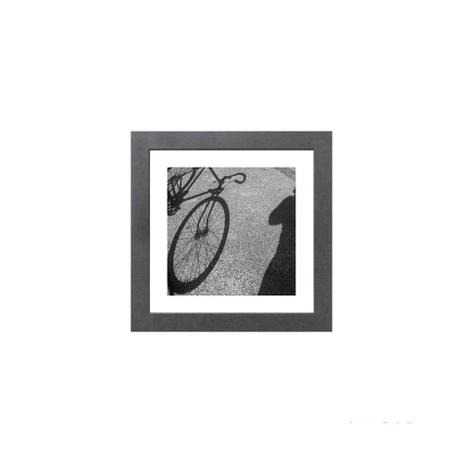 Quadro decorativo Bike Shadow 23x23cm cinza Infinity é boa?