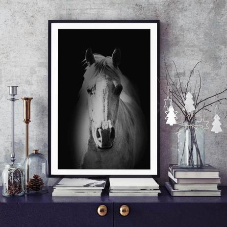 Quadro Decorativo Cavalo em Preto e Branco com Moldura Preta 70x100cm - Decore pronto Menor preço em Quadro Decorativo Cavalo em Preto e Branco com Moldura Preta 70x100cm - Decore pronto