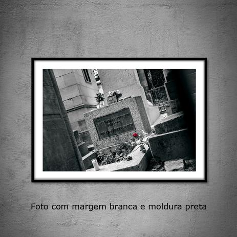 Quadro decorativo com fotografia  tamanho 40 x 60 cm  Túmulo do Jim Morrison em Paris - Colours  creative photo decor é boa?