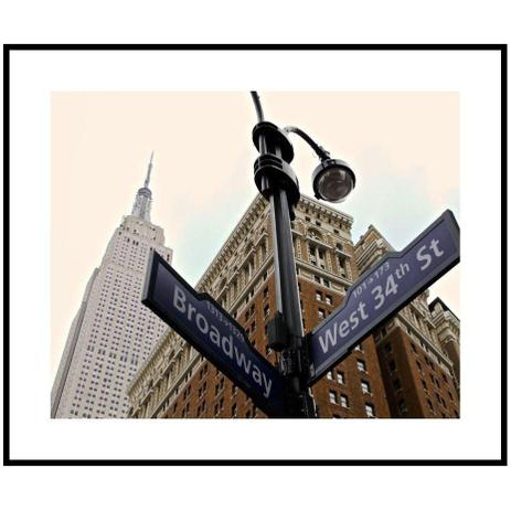 Quadro Decorativo com Moldura Preta Placas de Ruas nos Estados Unidos 120x100cm - Decore pronto Menor preço em Quadro Decorativo com Moldura Preta Placas de Ruas nos Estados Unidos 120x100cm - Decore pronto
