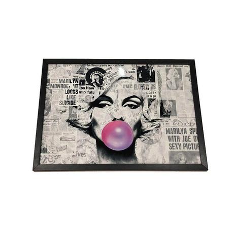 Quadro Decorativo Sala Metal Marilyn Jornal Cor Preto 30x40 - Maisaz Menor preço em Quadro Decorativo Sala Metal Marilyn Jornal Cor Preto 30x40 - Maisaz