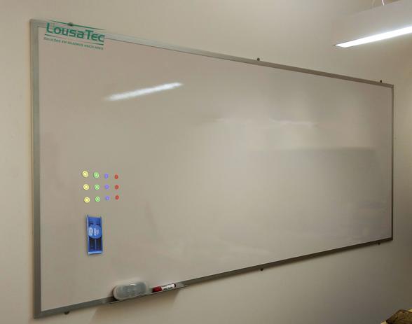 Quadro Escolar Branco Liso Magnético 300x120cm - Lousa Profissional - Moldura de Alumínio - Lousatec Menor preço em Quadro Escolar Branco Liso Magnético 300x120cm - Lousa Profissional - Moldura de Alumínio - Lousatec