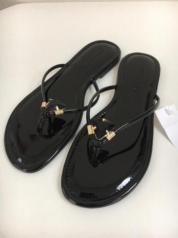 Rasteira Feminina Loucos \u0026 Santos Verniz Preto-L31299001A01 - Rasteirinha  Feminina - Magazine Luiza