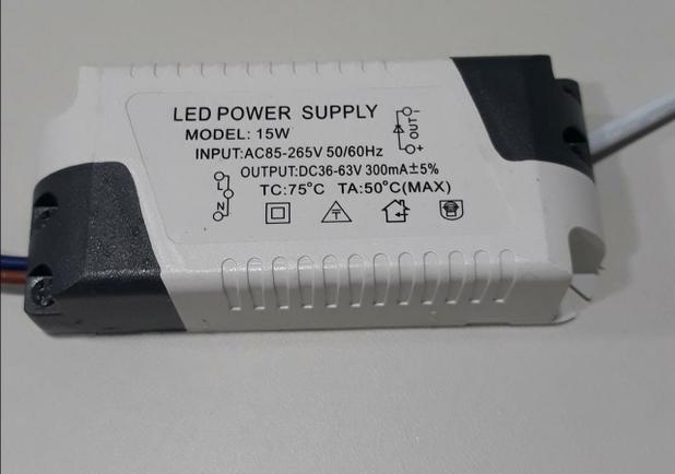 Reator Drive Fonte Plafon Led Bivolt 15w 300mA Saída 3663v UP LED - Upled Menor preço em Reator Drive Fonte Plafon Led Bivolt 15w 300mA Saída 3663v UP LED - Upled