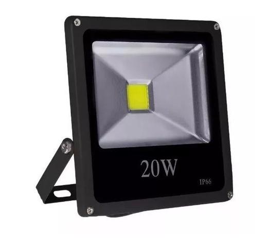 Refletor Holofote Led 20w Branco Frio Prova Dágua - Click urbano é boa?