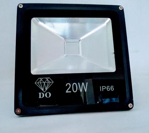 Refletor Holofote Luz Cor Azul Led 20w Jardim Ip65 Bivolt - Gaka Nacionais é boa?