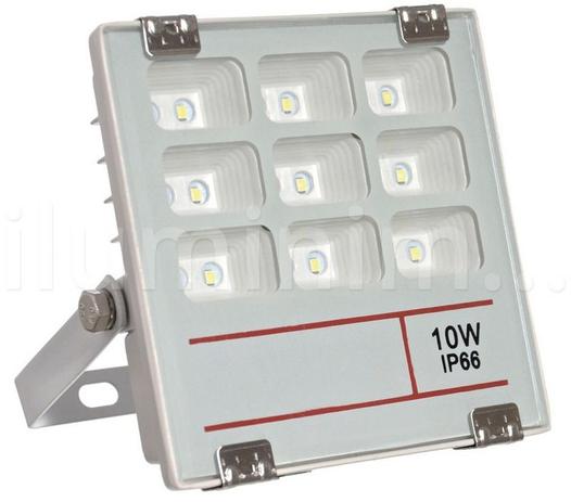 Refletor Holofote MicroLED 10W Multifocal Branco Frio Fosco - Iluminim led é ruim? Refletor Holofote MicroLED 10W Multifocal Branco Frio Fosco - Iluminim led é boa?