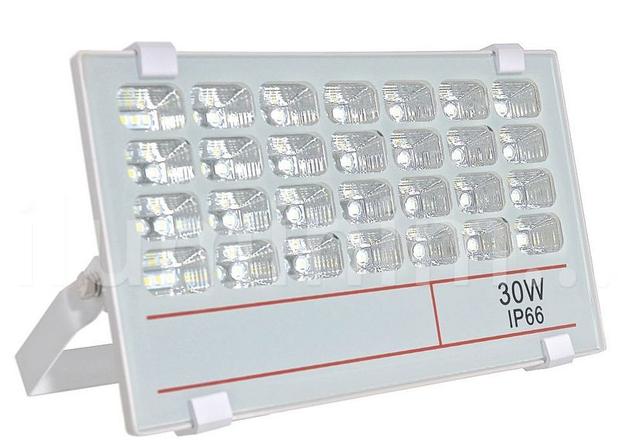 Refletor Holofote MicroLED 30W Multifocal Branco Frio Metálico - Iluminim led Menor preço em Refletor Holofote MicroLED 30W Multifocal Branco Frio Metálico - Iluminim led