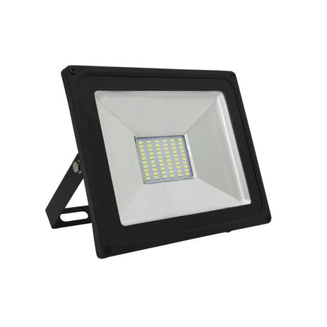 Refletor LED 30W Startec Luz Branca 6500K Preto Menor preço em Refletor LED 30W Startec Luz Branca 6500K Preto