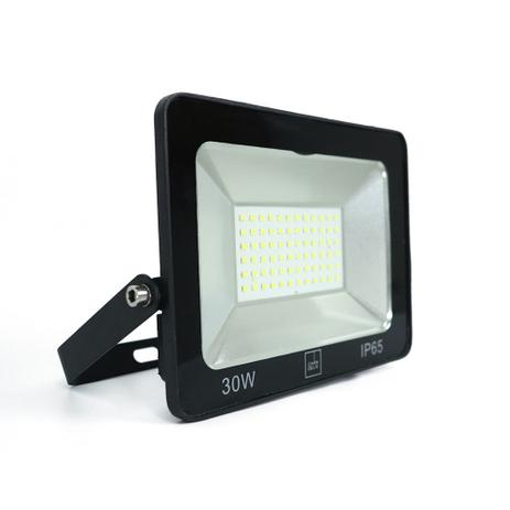 Refletor Led Holofote 30w Branco Frio Resistente Água 220V - Chandelie Menor preço em Refletor Led Holofote 30w Branco Frio Resistente Água 220V - Chandelie
