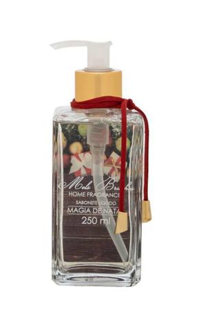 Sabonete Líquido Magia de Natal - Canela - Mels brushes Menor preço em Sabonete Líquido Magia de Natal - Canela - Mels brushes
