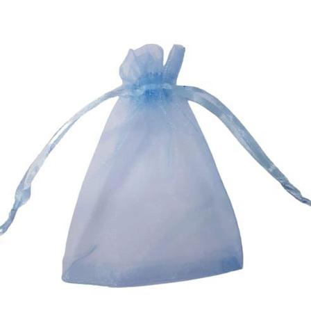 organza bolsas with feathers