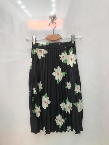 saia plissada floral midi