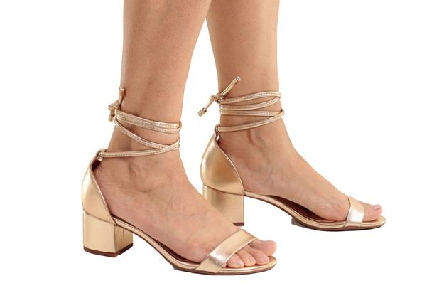 Sandalia com amarracao tornozelo Clearance