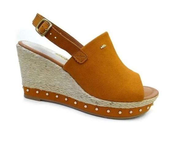 sandalia anabela cor caramelo