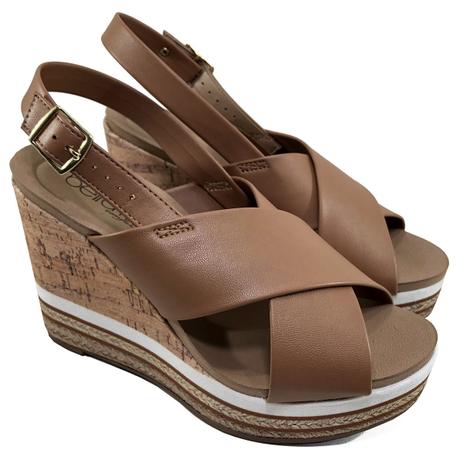 sandalia beira rio tiras cruzadas