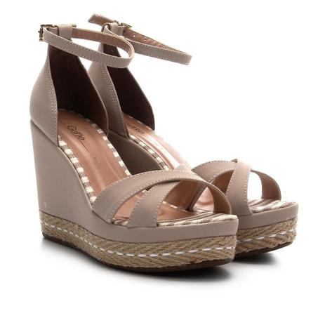 Sandália Anabela Griffe Detalhe Corda Feminina - Sandália Feminina -  Magazine Luiza