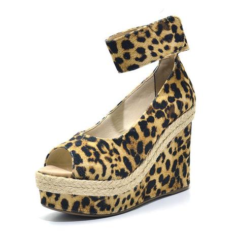 sandalia anabela de onça