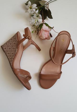 sandalia branca via uno