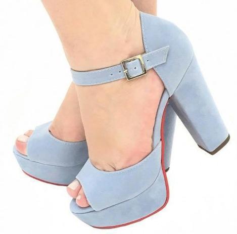 salto alto azul bebe