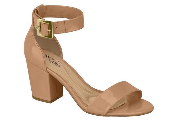 sandália salto grosso beira rio verniz