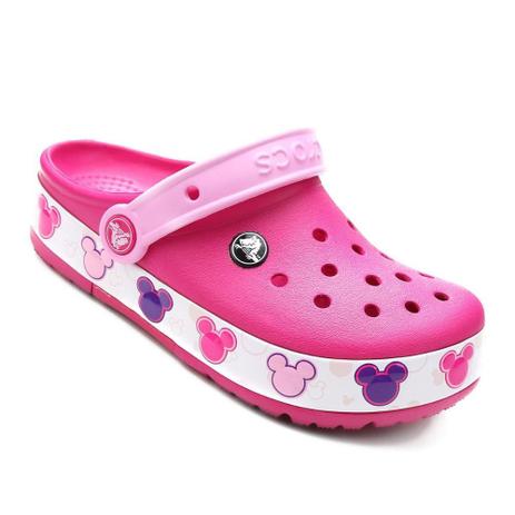 sandalia crocs infantil mickey