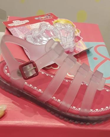 Sandália Feminina número 25 - World Colors - Sandália Infantil - Magazine  Luiza