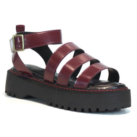 sandália flatform tratorada