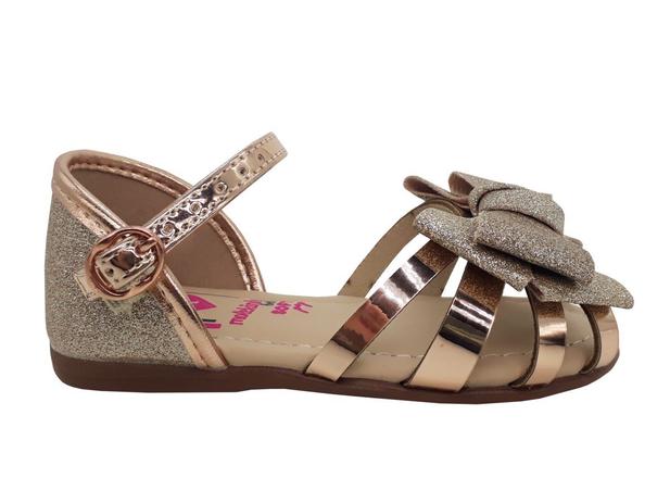 Sandália Infantil Bebê Molekinha Menina Envernizada com Laço 2114213 -  Sandália para Bebês - Magazine Luiza