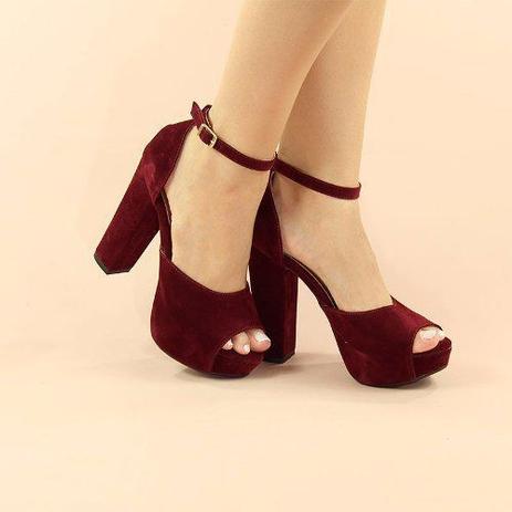 sandalia salto grosso vinho