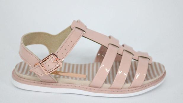 sandalia molekinha verniz