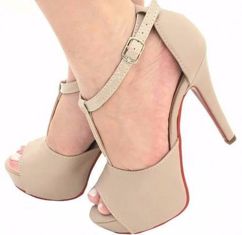 sandalia bege salto fino