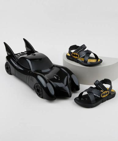 Sandália Batman Preta + Maleta Batwing