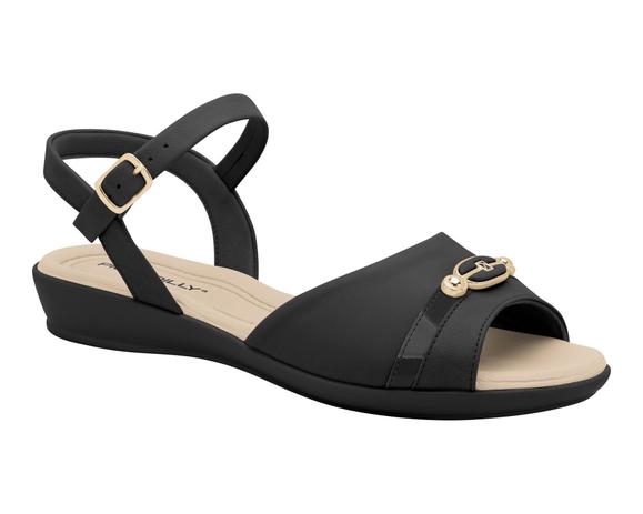 Sandália Piccadilly Conforto com Saltinho e Detalhe em Verniz