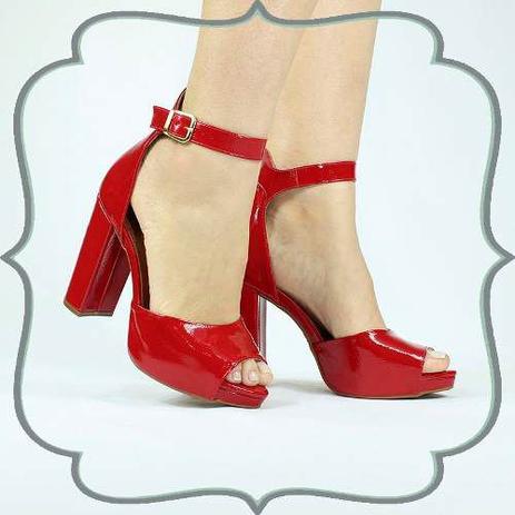 sandalia plataforma vermelha
