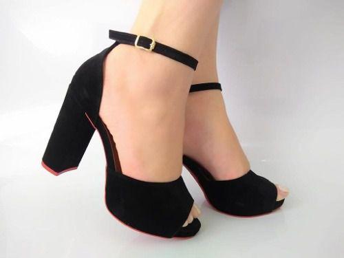 salto alto grosso plataforma