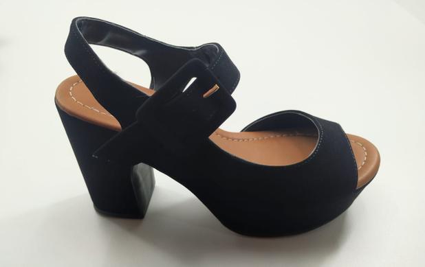 Sandália Feminina Tiras Salto Fino Renata Mello | Marisa