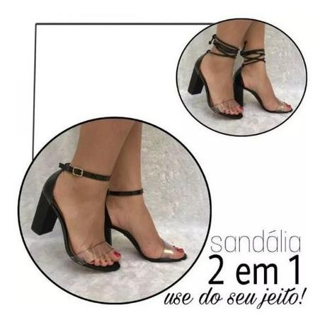 sandalia preta com tira transparente