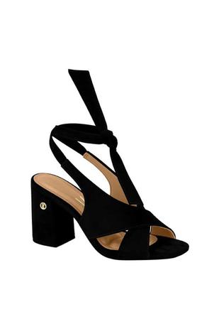 tênis vizzano tiras cruzadas preto