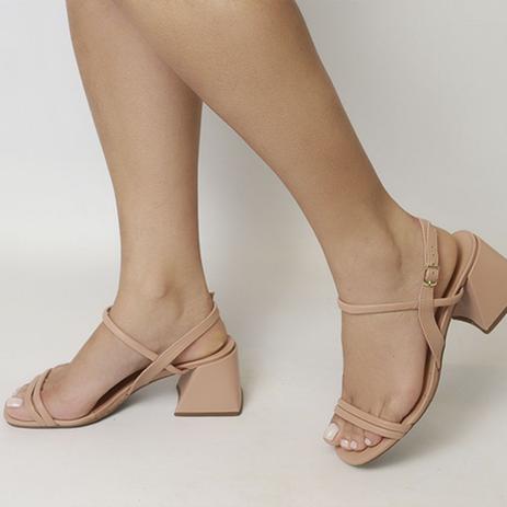 SANDÁLIA SALTO BAIXO MULTI TIRAS | AMARO