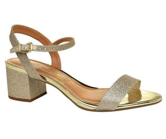sandália com brilho vizzano