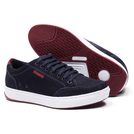 sapatenis couro pegada