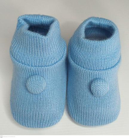 Sapatinho de Tricot Azul RN Tam. P Unissex Fio de Amor - Sapatinho de Bebê  - Magazine Luiza
