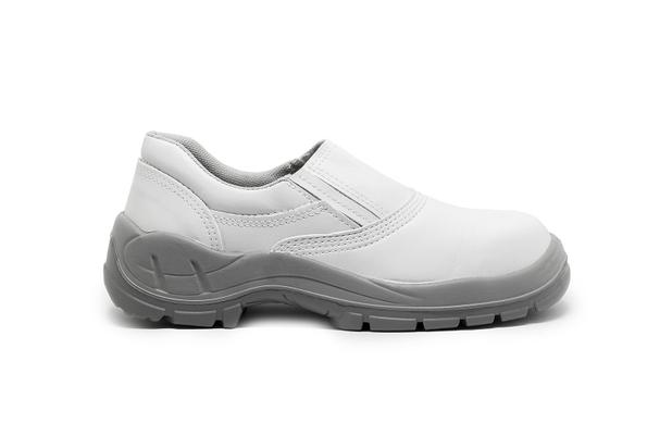 sapato bico pvc