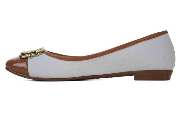 sapato da moleca branco